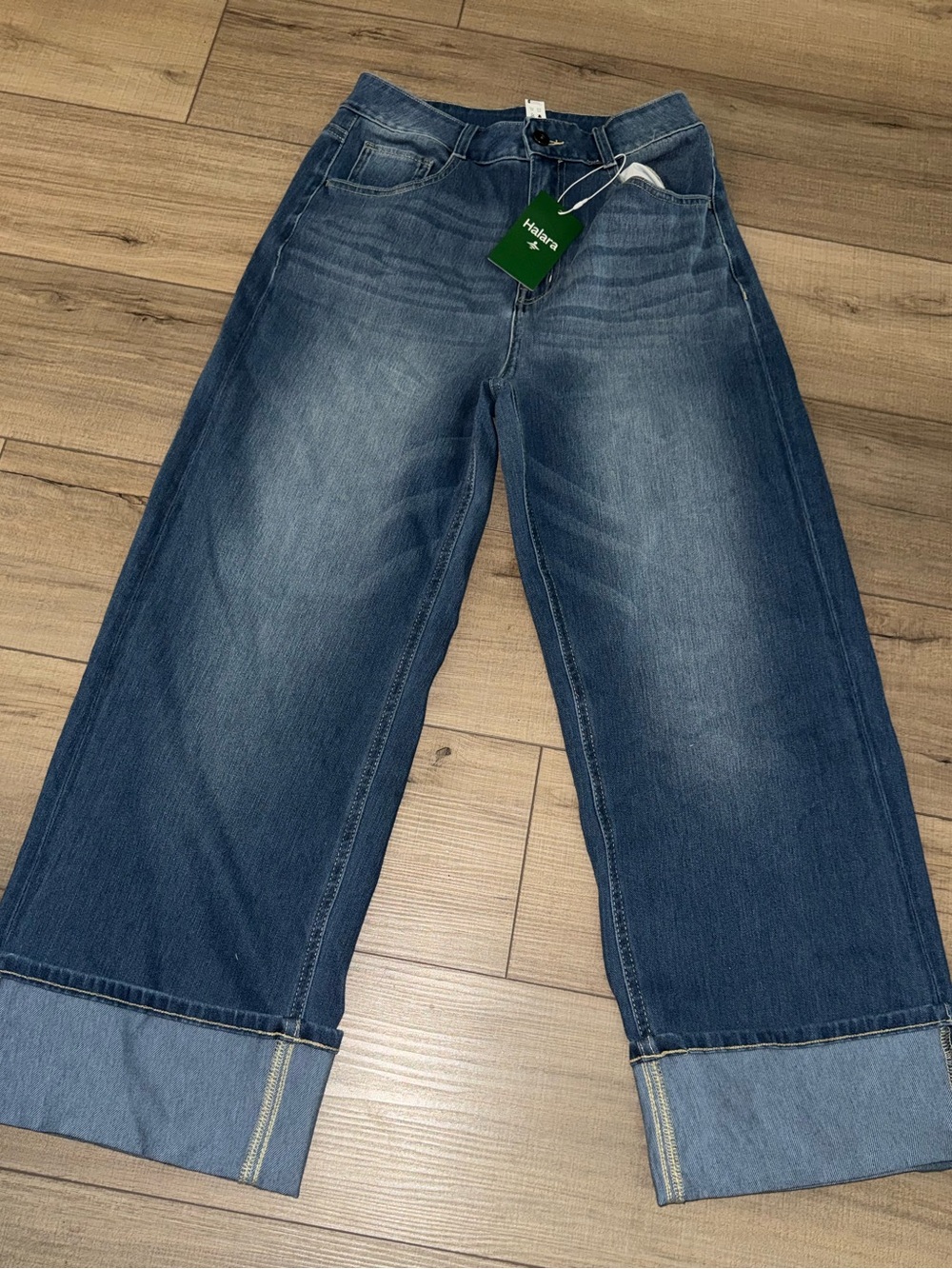 Halara Women's Wide-Leg Blue Jeans BNWT